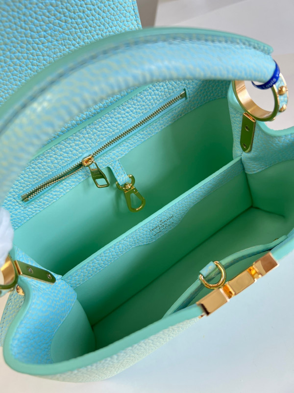 l0*is V*t0n capucines bb