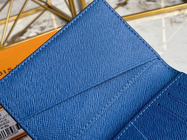 l0*is V*t0n pocket organizer