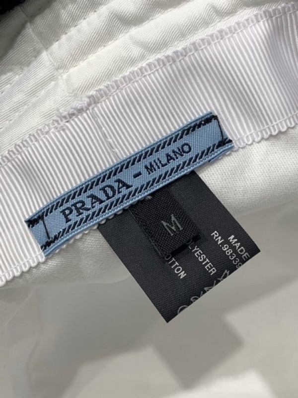 Pra*a nylon bucket hat