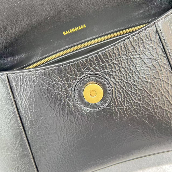 Ba*len*cia*ga downtown small shoulder bag with chain