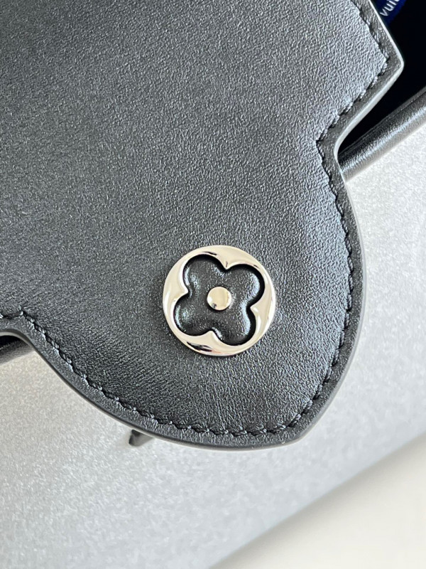 l0*is V*t0n capucines mini