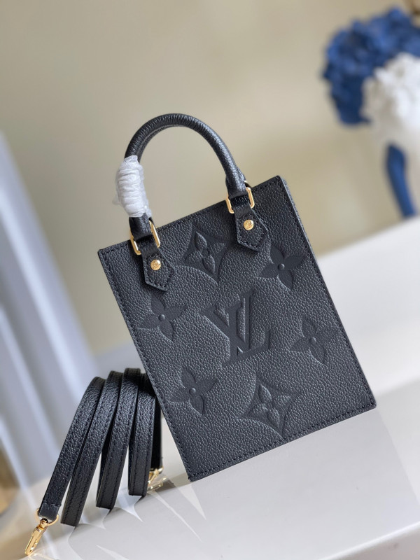 l0*is V*t0n petit sac plat