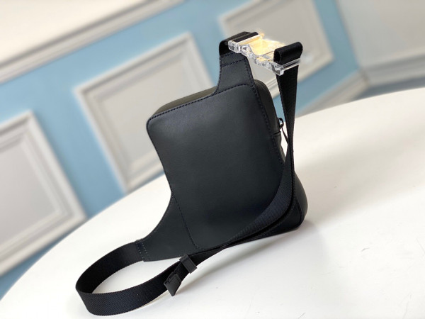 l0*is V*t0n asymmetrical sling bag