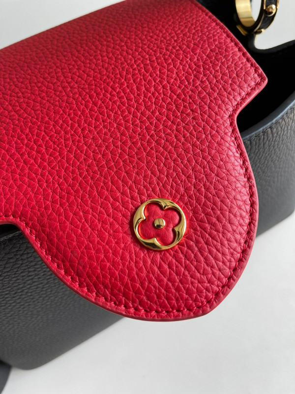 l0*is V*t0n capucines pm