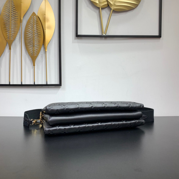 l0*is V*t0n coussin mm