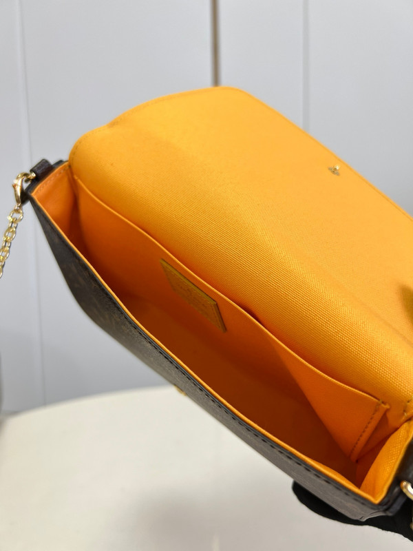 l0*is V*t0n pochette fÉlicie