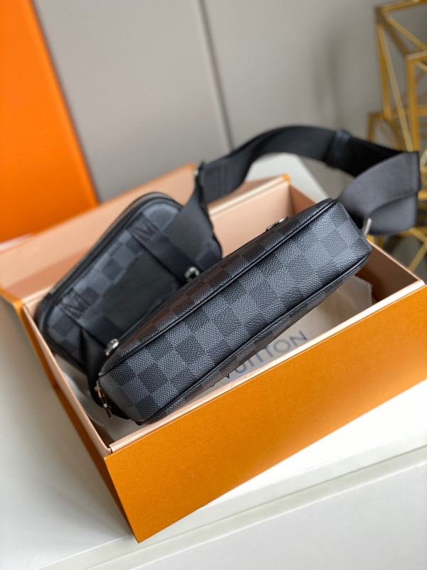 l0*is V*t0n scott messenger