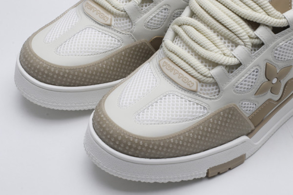 l0*is V*t0n trainer sneaker