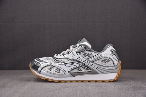 bo*te*ga Ve*ne*ta sneakers