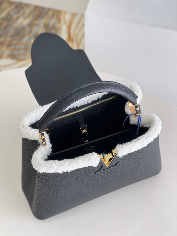 l0*is V*t0n capucines bb