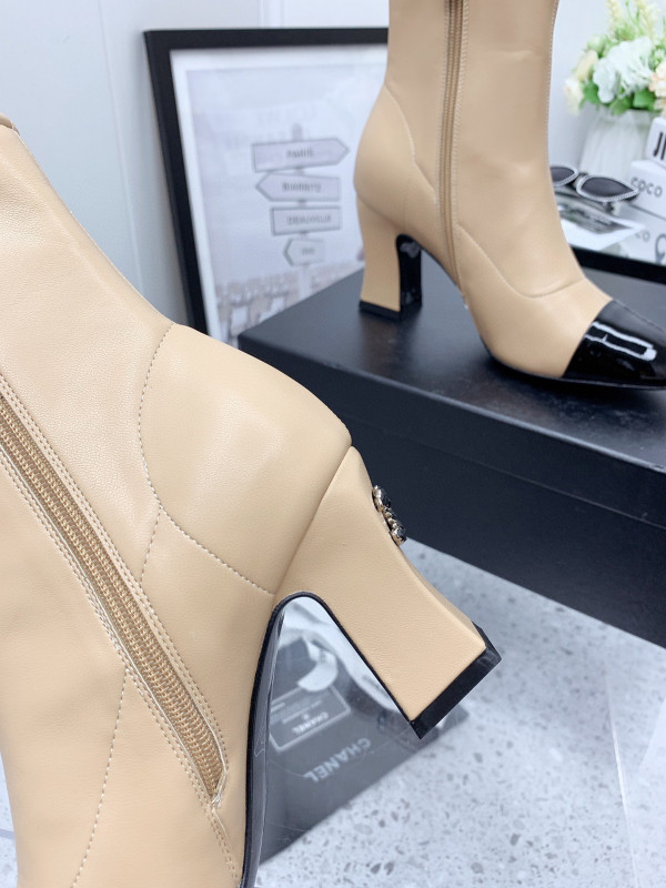 CL ANKLE BOOTS