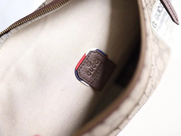 G*u*i courrier gg belt bag