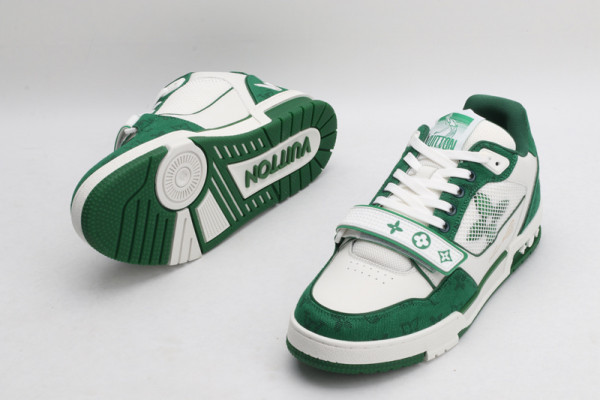 l0*is V*t0n trainer sneaker