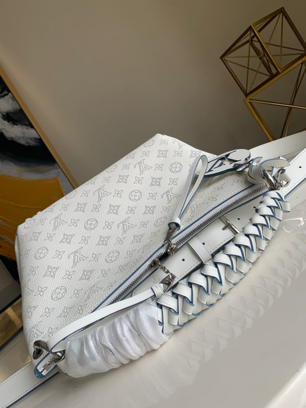 l0*is V*t0n beaubourg hobo mm