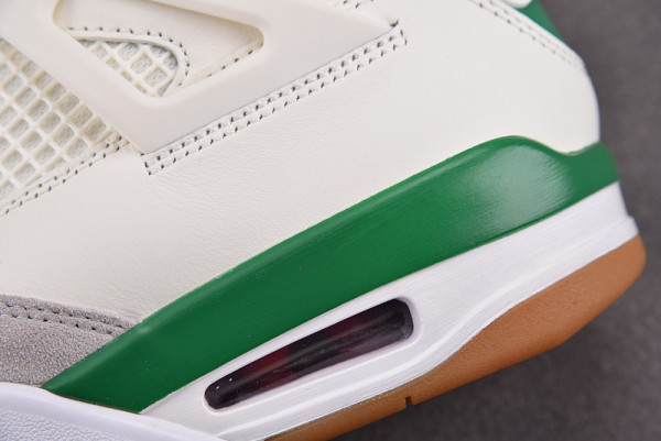 NIKE SB X AIR JORDAN 4 “PINE GREEN” DR5415-103