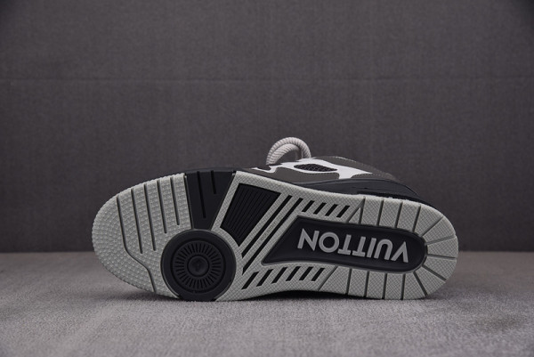 l0*is V*t0n sneakers