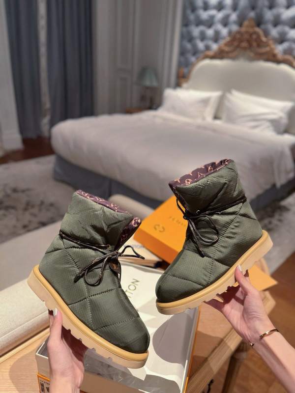 l0*is V*t0n pillow comfort ankle boots