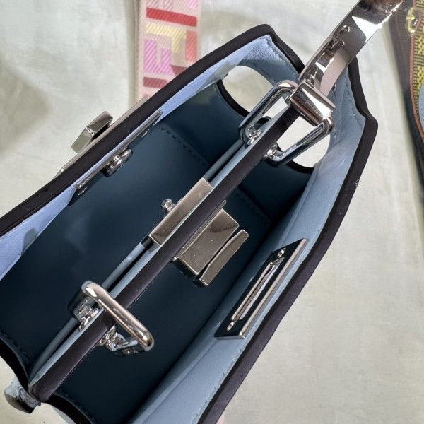 F**di nano peekaboo maxi handle