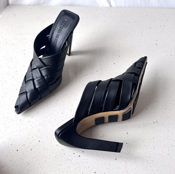 bo*te*ga Ve*ne*ta alfie mule