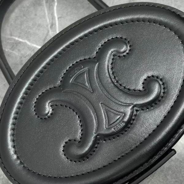 OVAL BAG CUIR TRIOMPHE CLUTCH