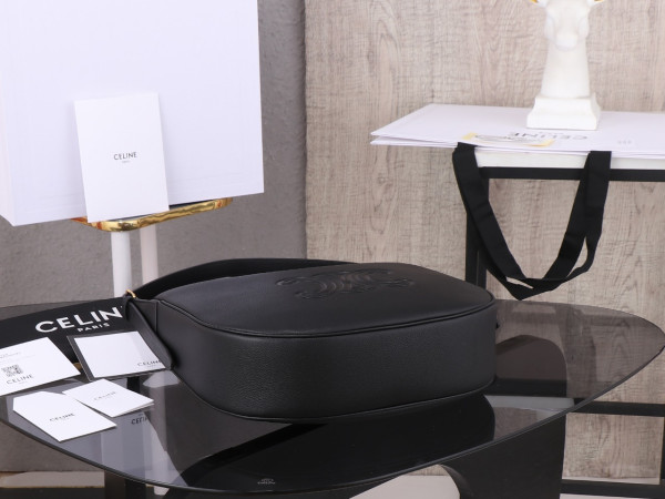 celin* heloise cuir triomphe bag in S*pple calfskin