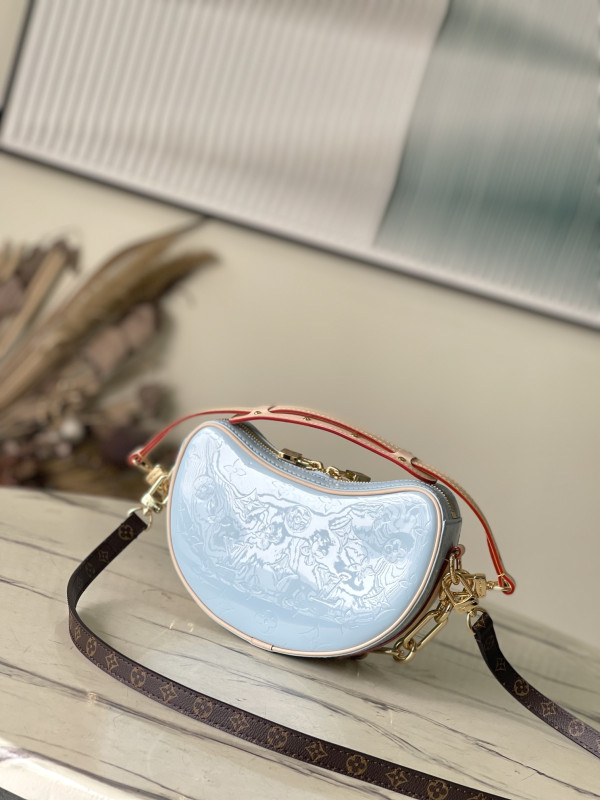 l0*is V*t0n croissant pm