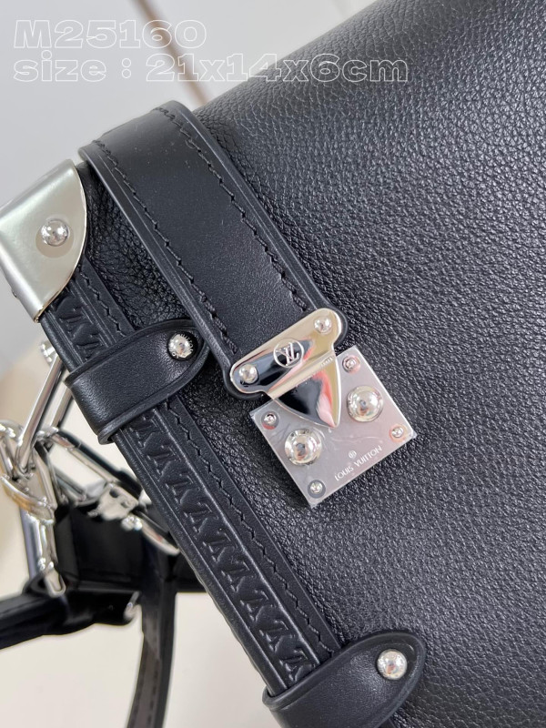 l0*is V*t0n side trunk pm-21*14*6cm