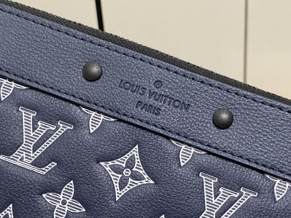 l0*is V*t0n pochette to-go-30*21.5*2cm