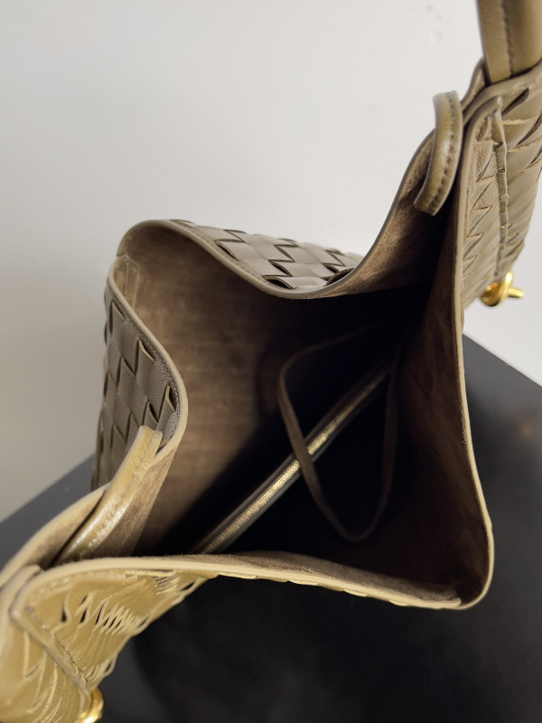 bo*te*ga Ve*ne*ta  medium solstice shoulder bag