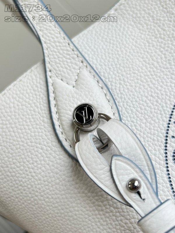 l0*is V*t0n blossom pm