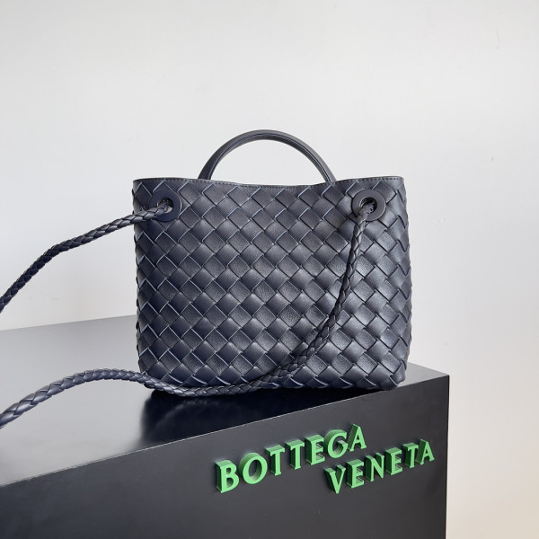bo*te*ga Ve*ne*ta small andiamo-25*22*10.5cm