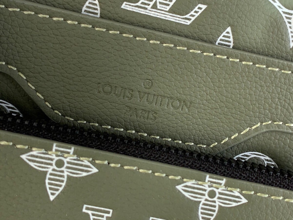 l0*is V*t0n trio jm messenger