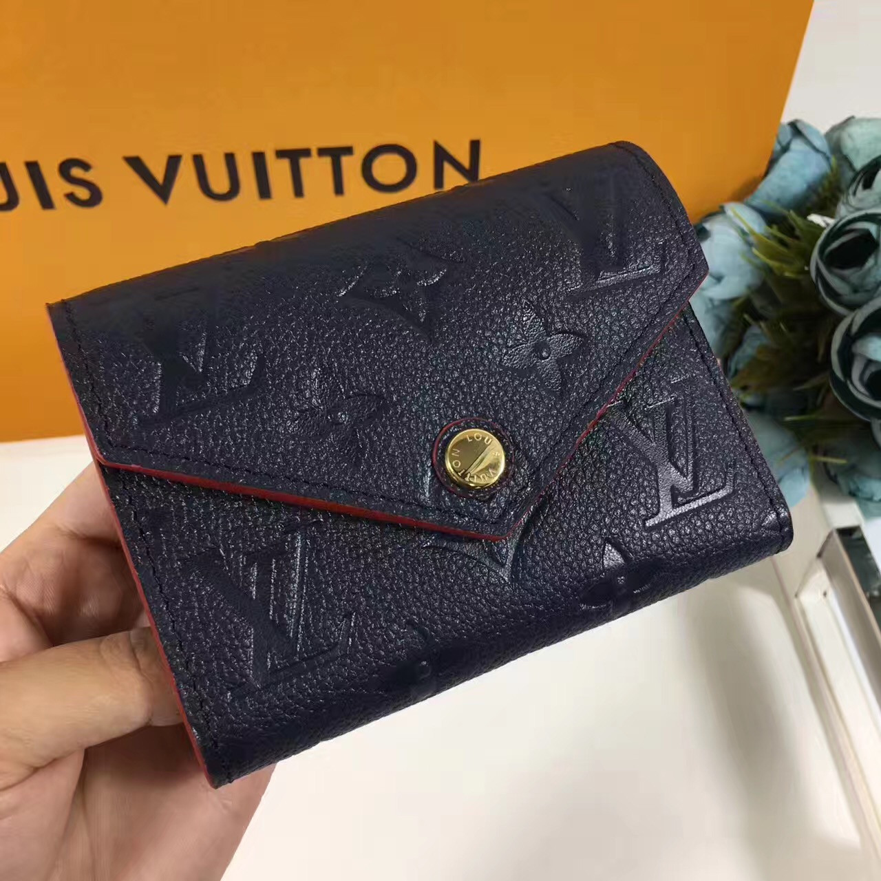 l0*is V*t0n victorine wallet