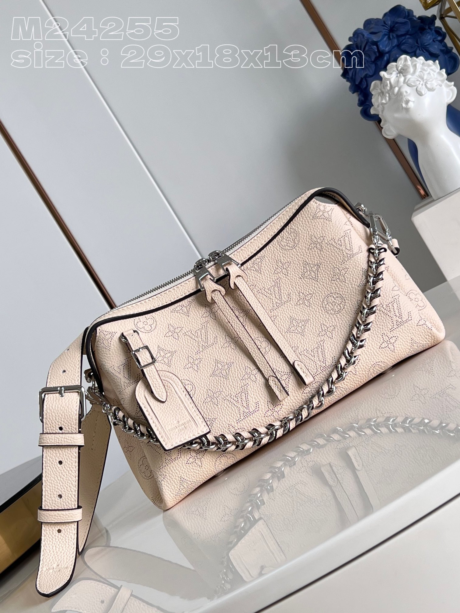 l0*is V*t0n hand it all pm - 29 x 18 x 13cm